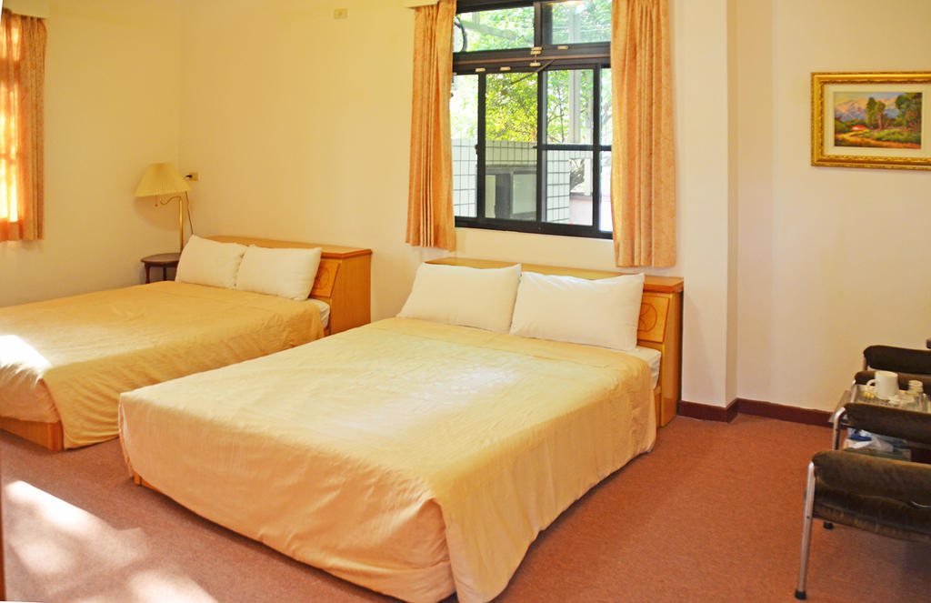 Kaohsiung Meinong Rabbit Paul Homestay B&B Mei-nung Cameră foto